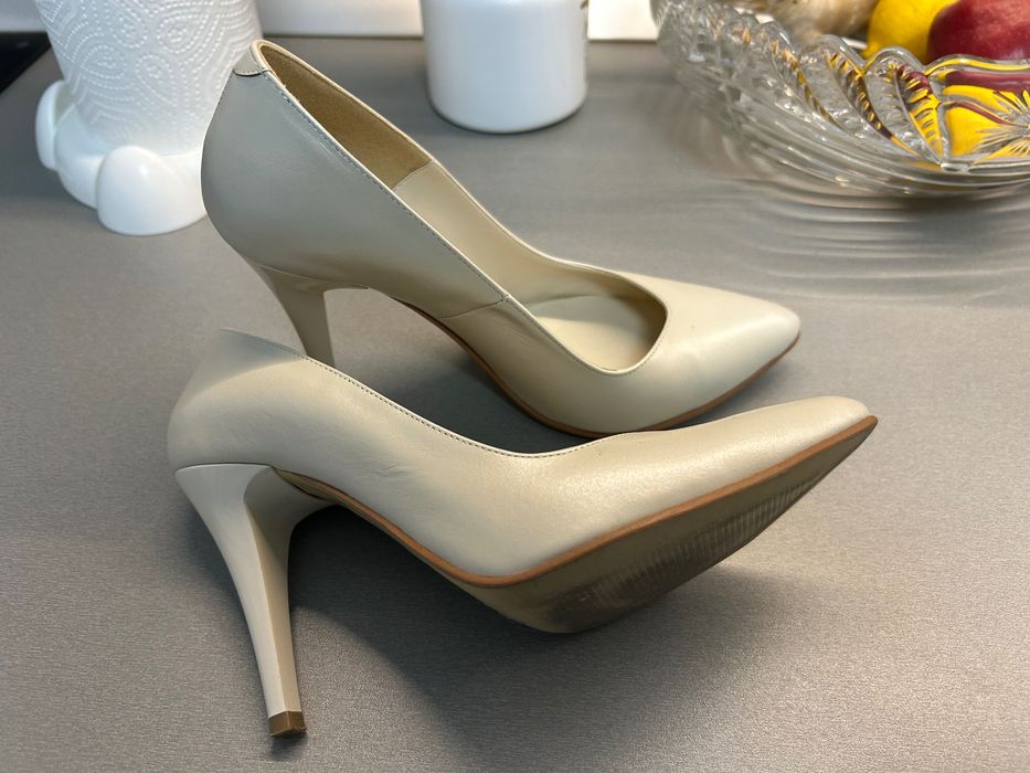 Vand PANTOFI stiletto alb sidef