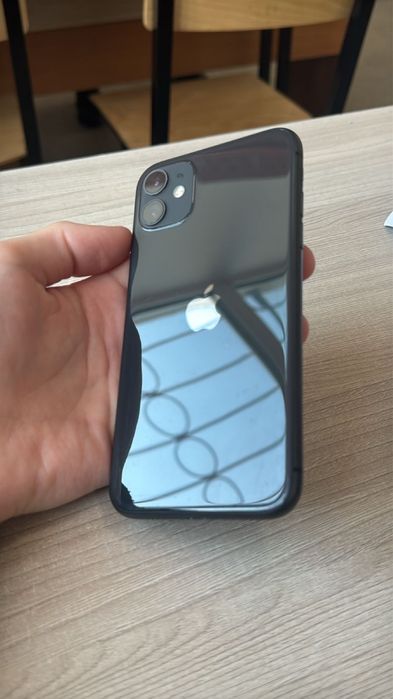 Продам Iphone 11