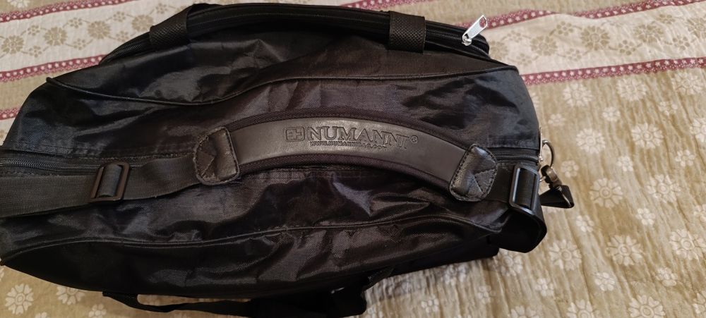 Продам шикарный дорожный сумку!