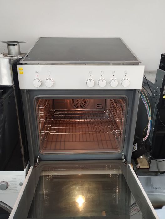 Фурна с плот BOSCH Maxi