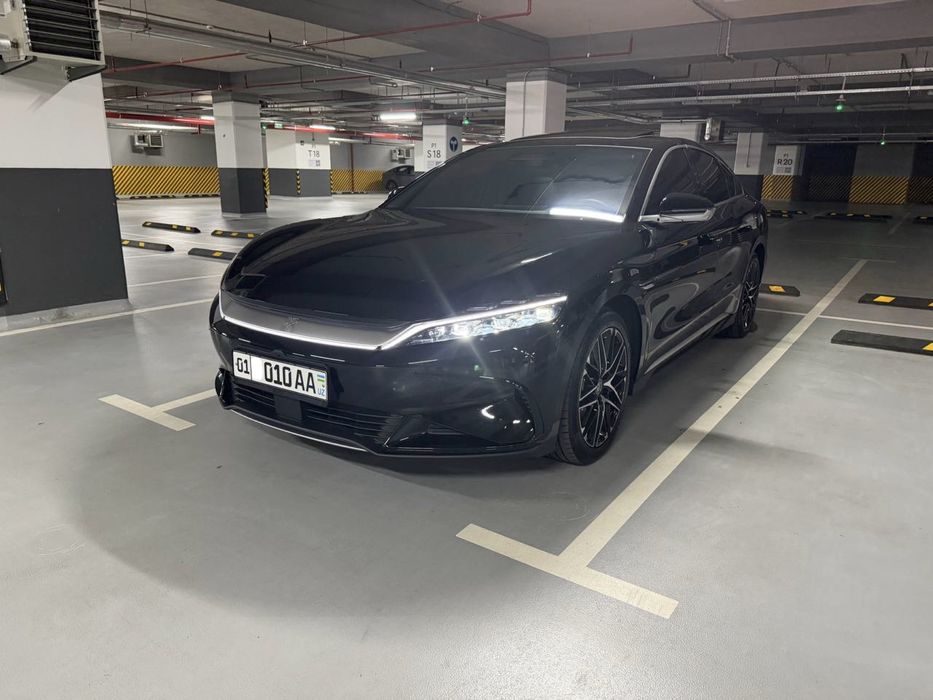 BYD XAN smart 605km black