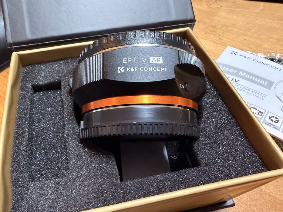 EF to E mount AF adapter/ автофокусен адаптер Canon EF към Sony E.