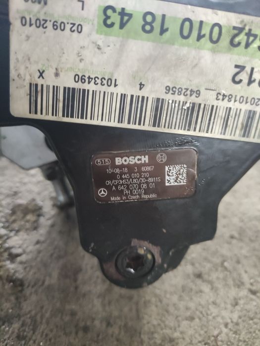 Горивна помпа за Mercedes 350cdi OM642