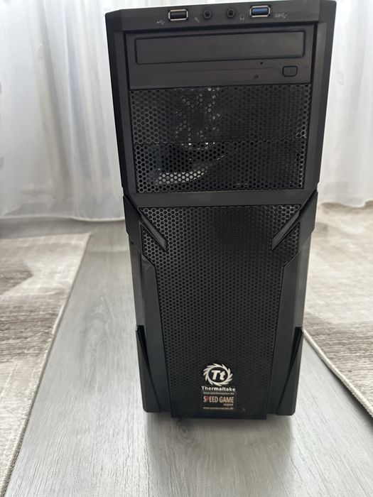 Работен гейминг компютър