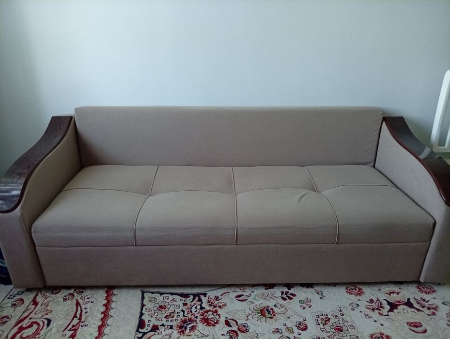 Продам раздвижной диван