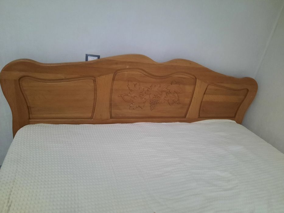 Спалня: Легло + Матрак 180/200 (Ръчана Изработка) Готова за Взимане