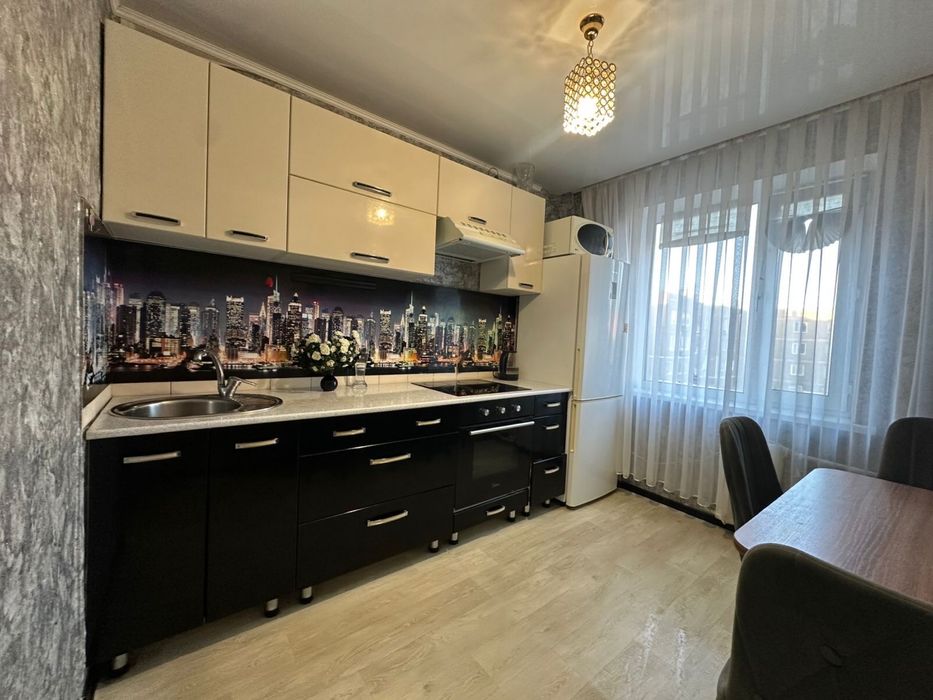 Продаю 3ком., квартиру У/П