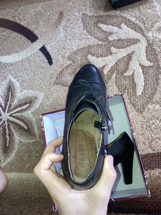 продам ботинки в отличном состояние