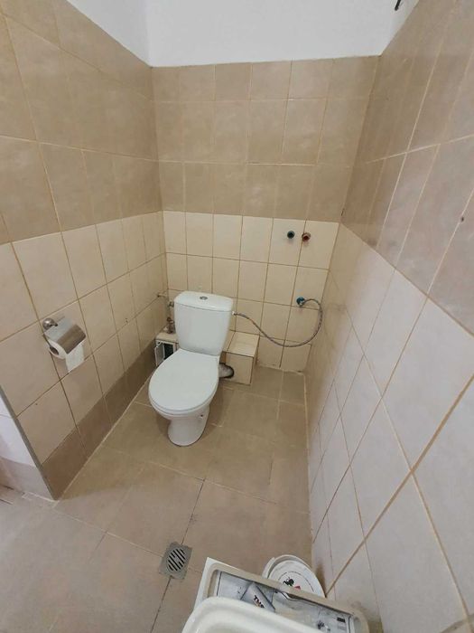 Магазин до Френската гимназия, ВАРНА – 33 кв.м