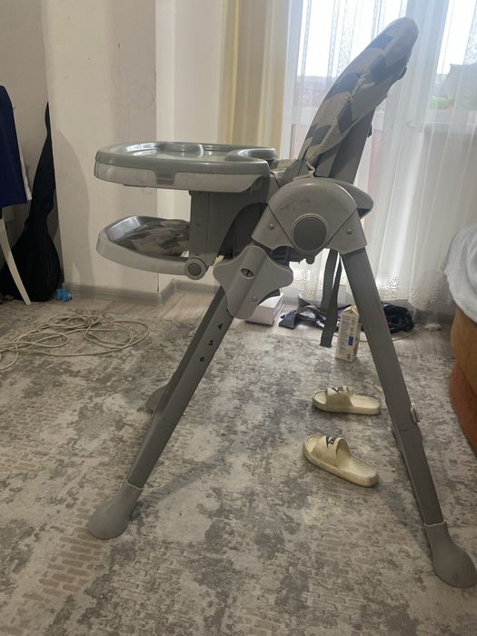 Стол детский в хорошее состояния