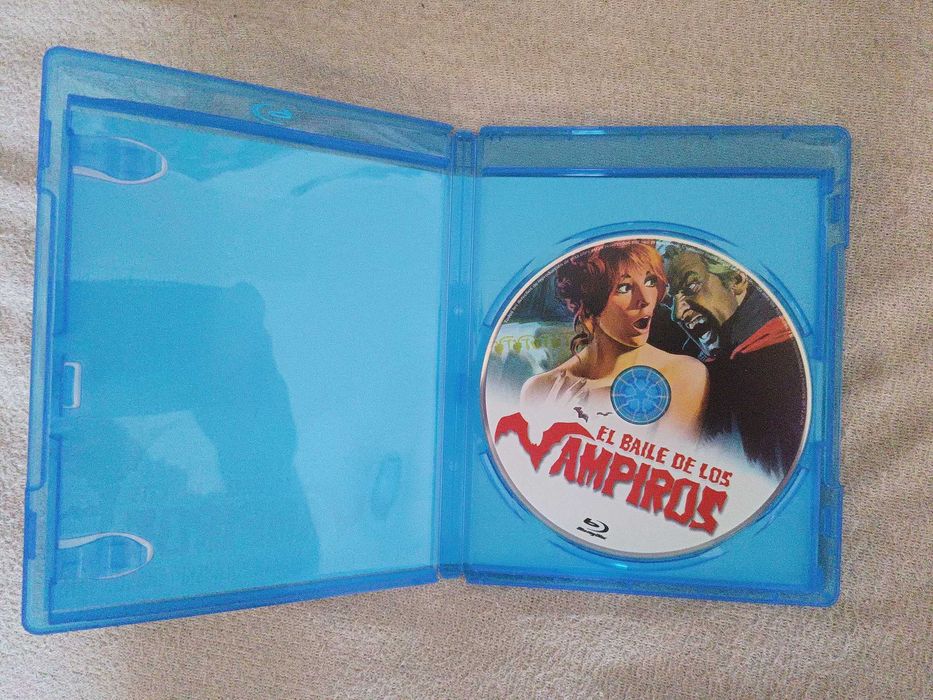 The Fearless Vampire Killers (Balul Vampirilor) Blu-Ray Disc NOU