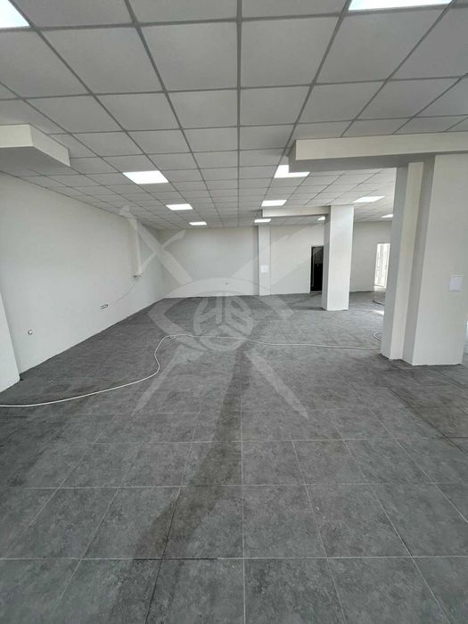 Дава се под наем Магазин в Пловдив, Христо Смирненски - 200 кв.м за 2393.43 € - Снимка #5