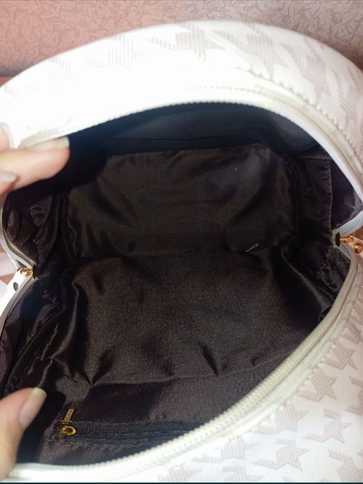 Школьная сумка для девочек, почти новая!