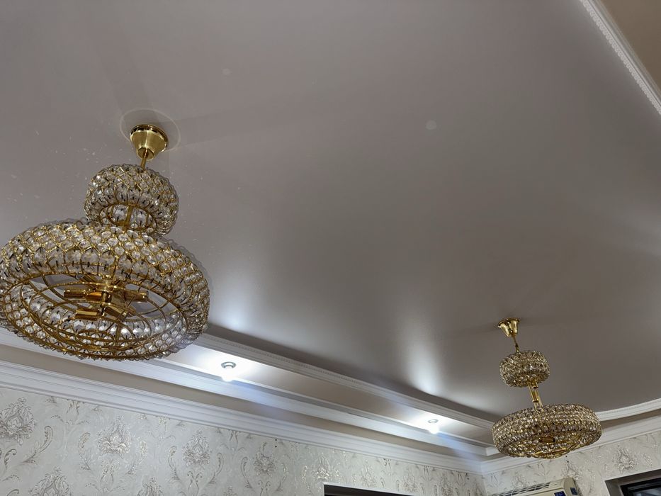 Продам люстры в гостинную