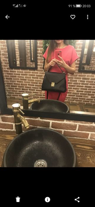 Продам женское платье