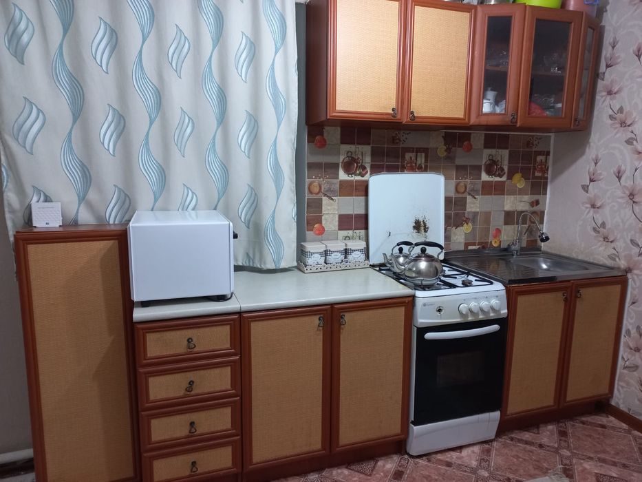 Кухонный гарнитур сатылады