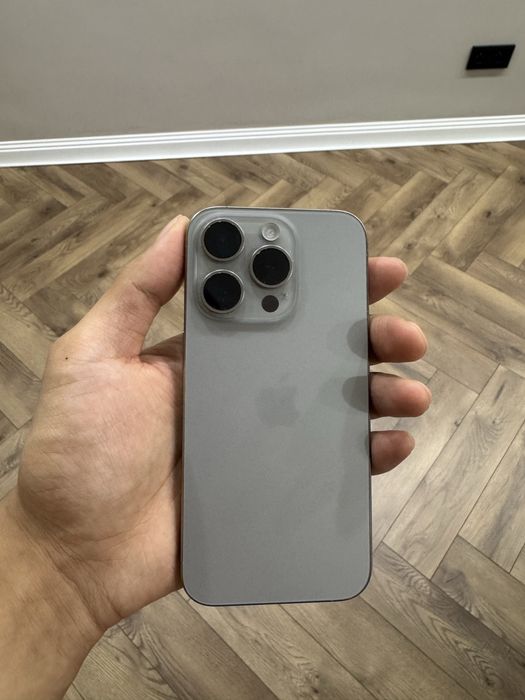 Продам iphone 15 pro 256 gb
