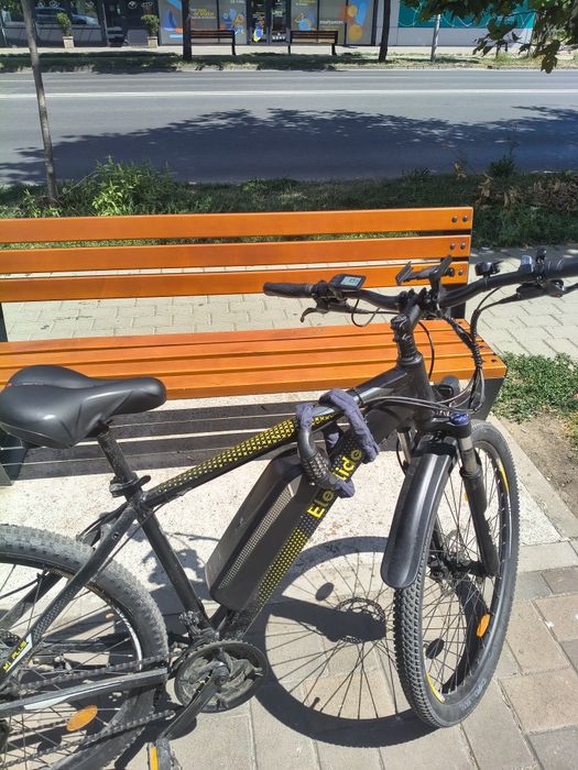 Bicicleta Electrica Eleglide M1 plus cu frane hidraulice discuri de 160 și autonomie de peste 60km, plăcute frana noi