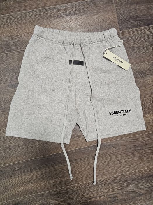 Pantaloni scurti Essentials