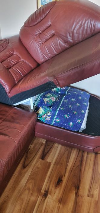 Кожен Ъглов Диван