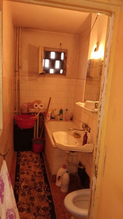 Vând apartament 3 camere