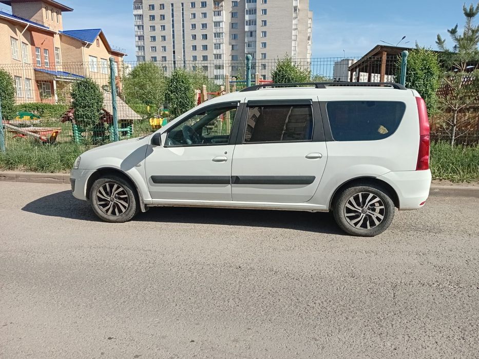 Лада Ларгус аренда