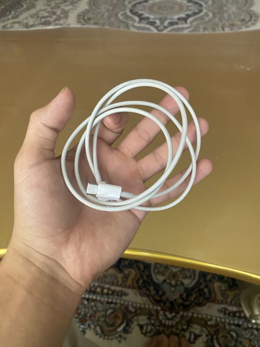 iphone yuzbi orginal 2 ta yaxshi xolatda