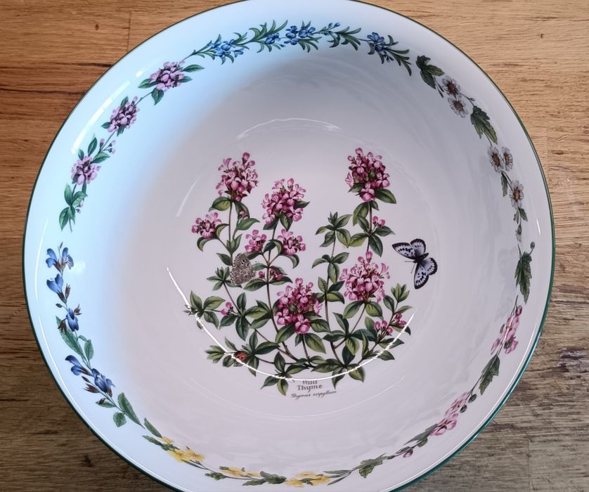 Голяма купа за салата на Royal Worcester