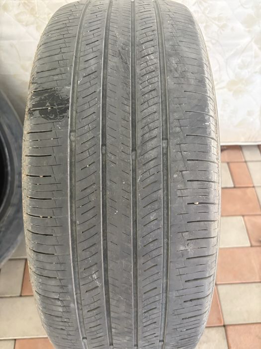 Продам резину 235/55/ R19