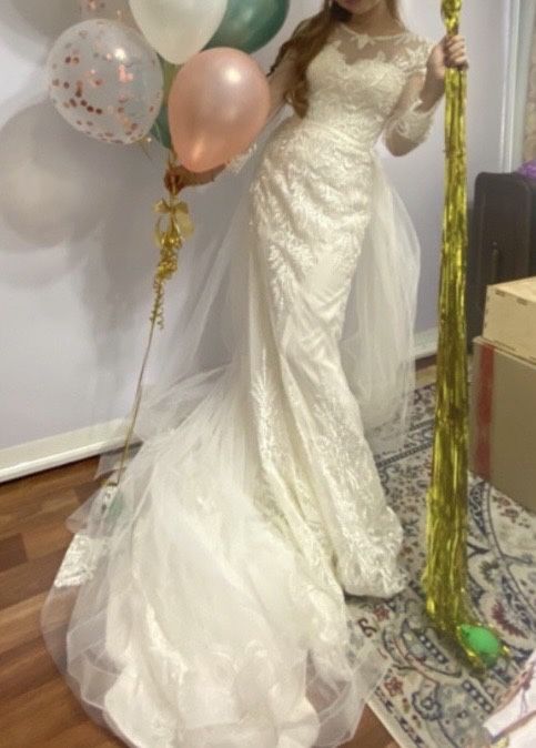 Продам свадебное платье
