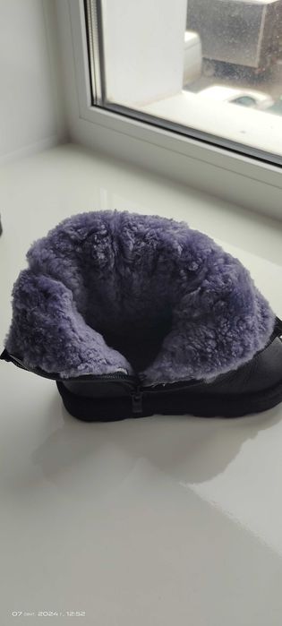 Продам детскую обувь