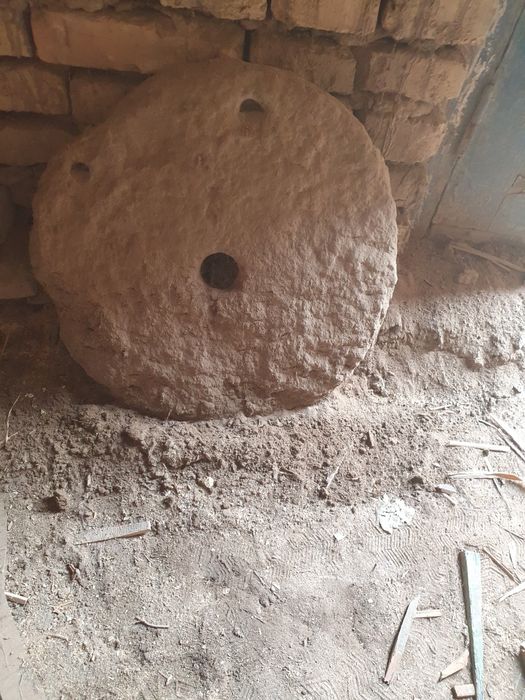 Тош тегирмон эски