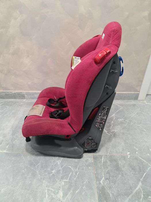 Vând scaun auto Coccolle Meissa cu Isofix stare bună !