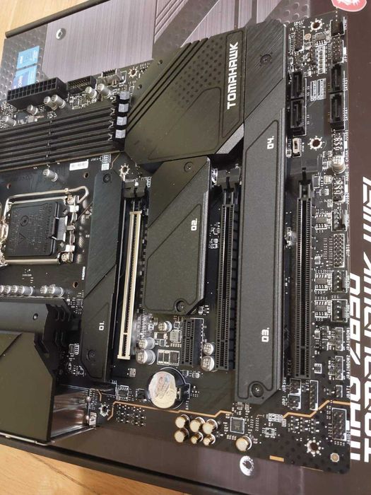 MSI Z690 Tomahawk Wi-Fi DDR5