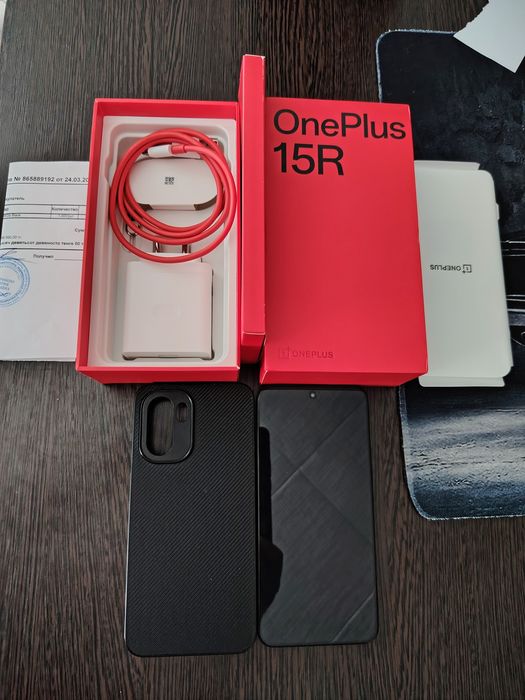 OnePlus 15R. 12/256Гб. Индия.