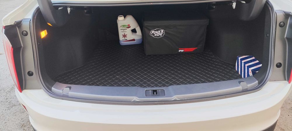 Продам свою машину