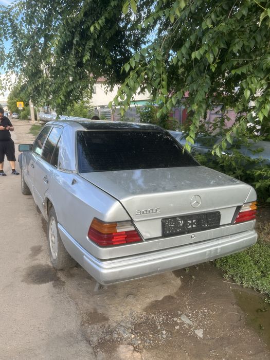 Мерседес 124  паспорт