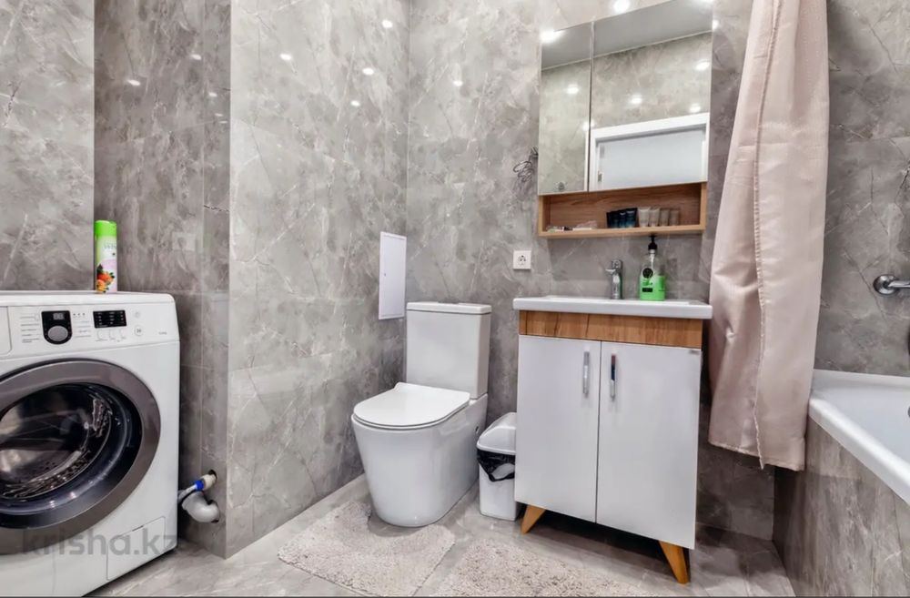 Сдам 2х ком квартиру посуточно