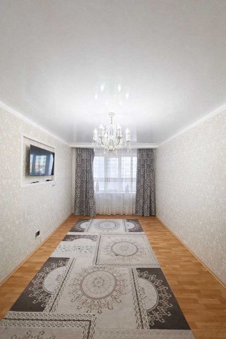 Продам 4комн кв 11мкр улучшенная