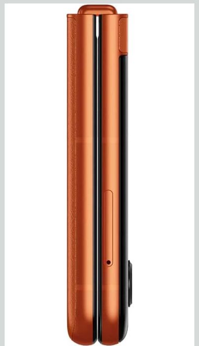 Motorola Razr plus Неразпечатан  165 Hz OLED.