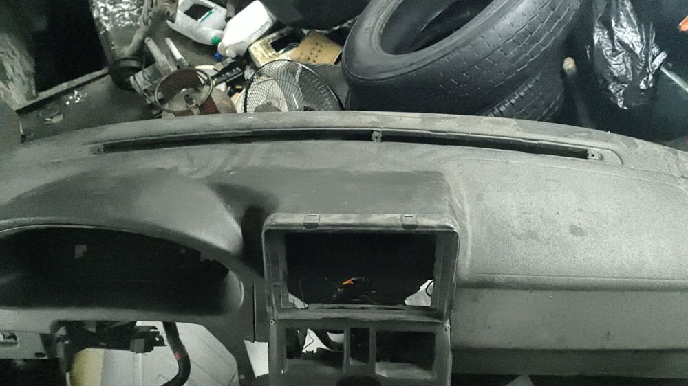 Продам панель приора 1