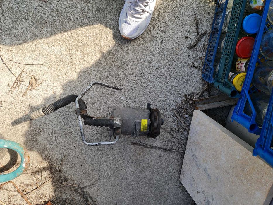 Компресор за климатик Форд