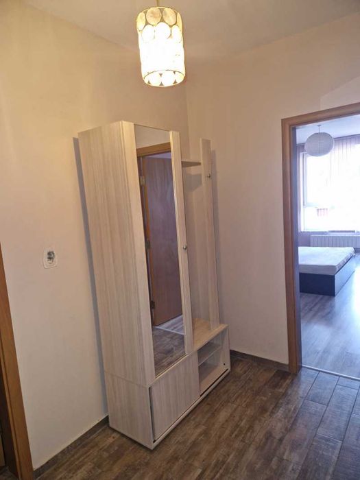 Дава се под наем Двустаен апартамент в София, Полигона - 90 кв.м за 663 € - Снимка #4