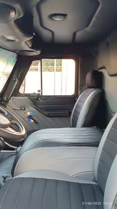 UAZ 3303 сотилади