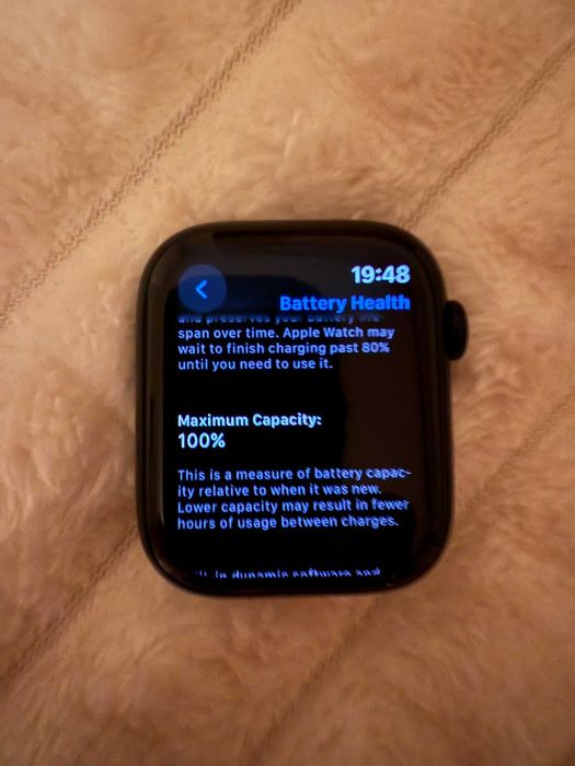 Apple Watch S8, Midnight, 45mm, 100% батерия + подарък кейс