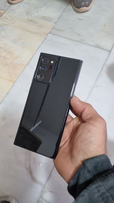 Note20 ultra sotiladi vietnam 2sim