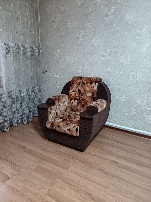 Продам диван и кресло