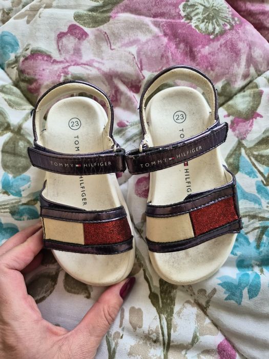 Обувки за момиче 23н.Adidas,Nike,Puma,Reebok,Tommy hilfiger