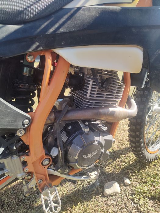 Продам мотоцикл индуру Zuumaf зумаф