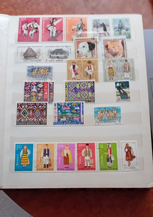 Clasor cu timbre vechi